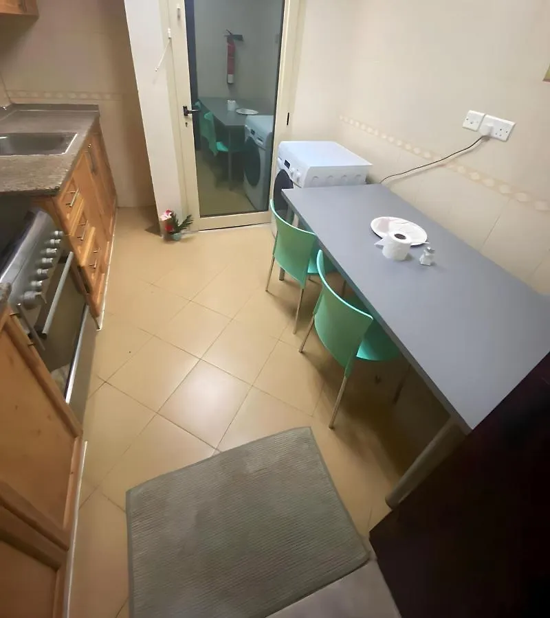 Mbz - Relax Room In Unique Flat Abu Dhabi